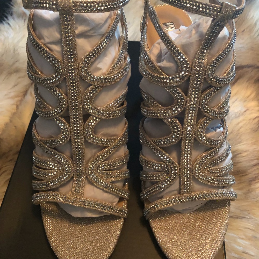 Inc. Gawdier Shoes